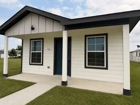 958 Road 5702 Cleveland TX 77327