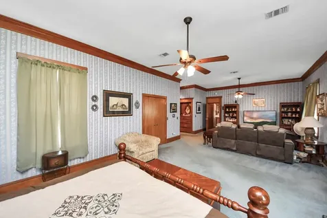 7018 Railroad Street Wallis TX 77485