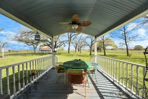 7018 Railroad Street Wallis TX 77485