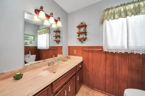 7018 Railroad Street Wallis TX 77485