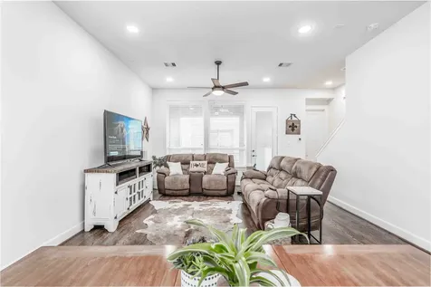 1038 Timbergrove Yards Lane Houston TX 77008