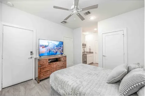 1038 Timbergrove Yards Lane Houston TX 77008