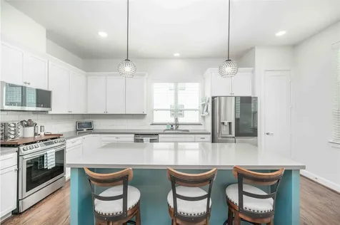 1038 Timbergrove Yards Lane Houston TX 77008