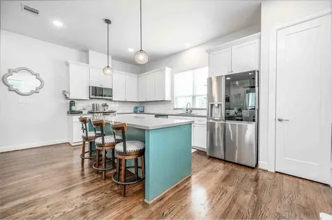 1038 Timbergrove Yards Lane Houston TX 77008
