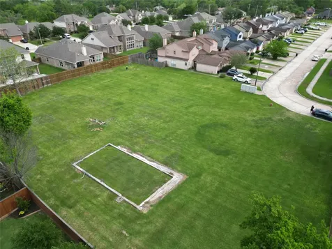 540 Birdsong Drive League City TX 77573