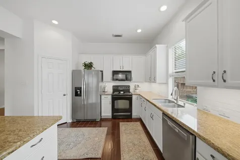 306 River Briar Lane Richmond TX 77406