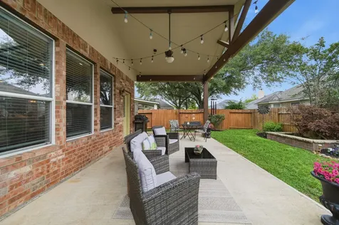 306 River Briar Lane Richmond TX 77406