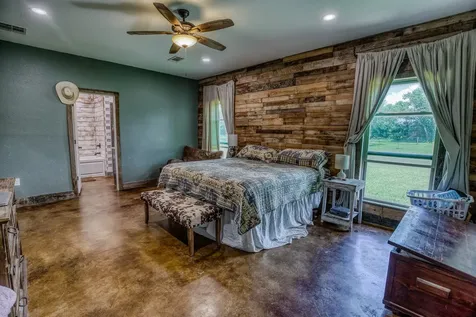 1850 Lcr 439 Groesbeck TX 76667