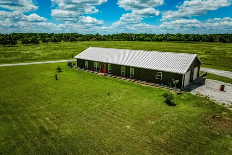 1850 Lcr 439 Groesbeck TX 76667