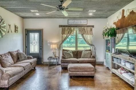 1850 Lcr 439 Groesbeck TX 76667