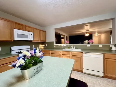 16750 Bending Creek Lane Friendswood TX 77546