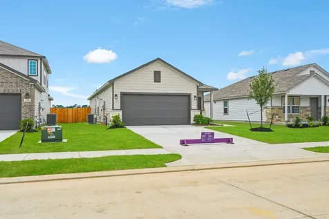 1887 Redwood Lane Dayton TX 77535