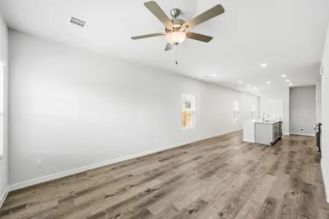 1887 Redwood Lane Dayton TX 77535