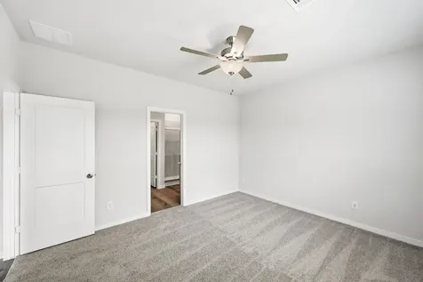 1887 Redwood Lane Dayton TX 77535