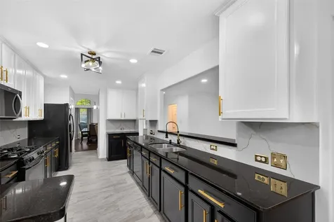 15807 Sonoma Park Drive Houston TX 77049