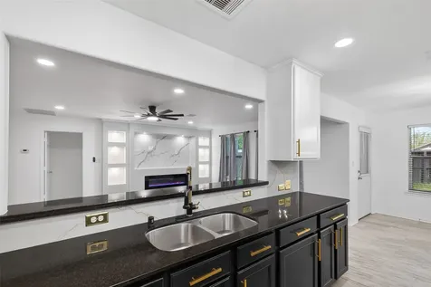 15807 Sonoma Park Drive Houston TX 77049