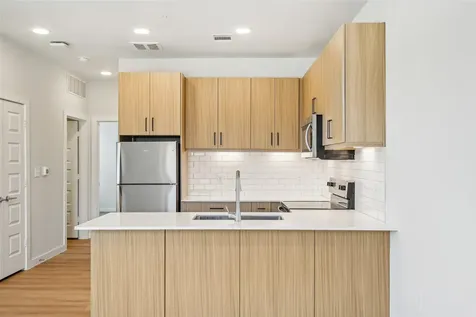 3651-1011B S Custer Road Mckinney TX 75070