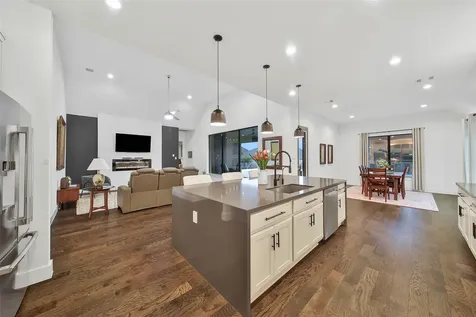 1015 Oak Briar Lane Montgomery TX 77384