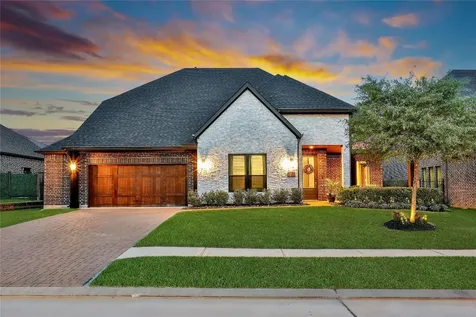 1015 Oak Briar Lane Montgomery TX 77384