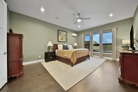 1015 Oak Briar Lane Montgomery TX 77384