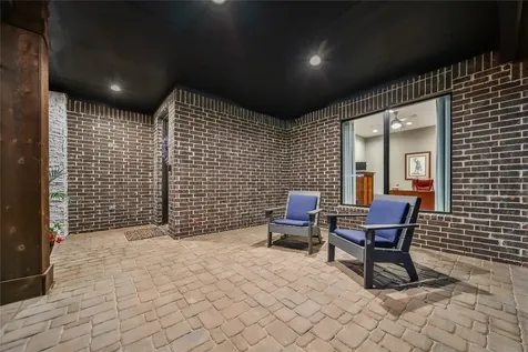 1015 Oak Briar Lane Montgomery TX 77384