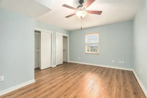 658 Warsaw Street Bayou Vista TX 77563