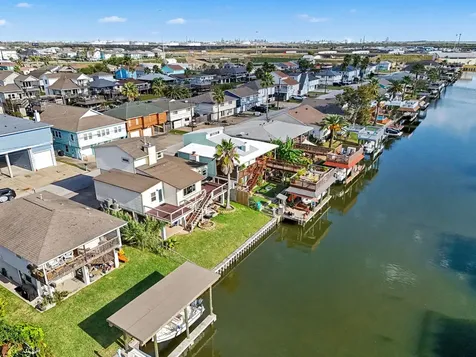 658 Warsaw Street Bayou Vista TX 77563