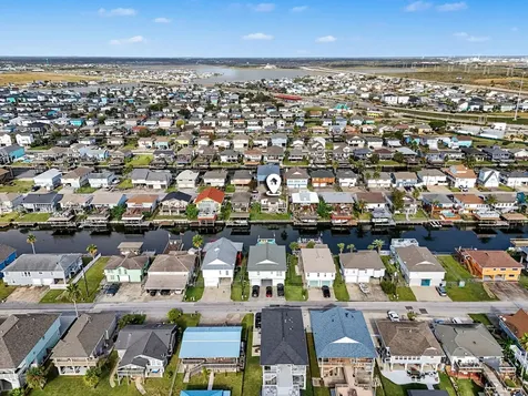 658 Warsaw Street Bayou Vista TX 77563