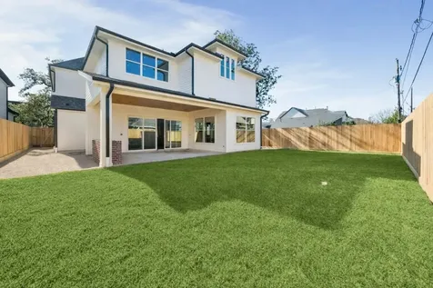 1614 Woodcrest Drive Houston TX 77018