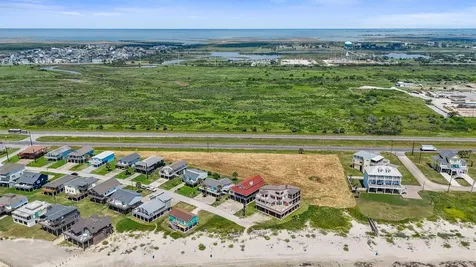 12223 Fm 3005 Galveston TX 77554