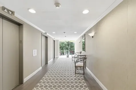 15 Greenway Plaza 3a Houston TX 77046