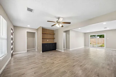 4315 Kelling Street Houston TX 77045