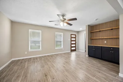 4315 Kelling Street Houston TX 77045
