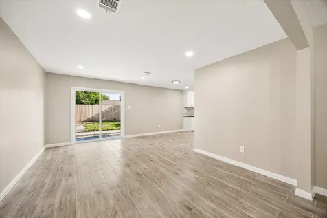 4315 Kelling Street Houston TX 77045