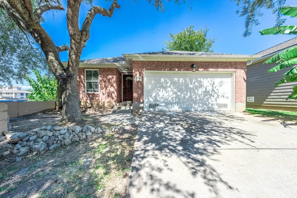 7308 Avenue R Galveston TX 77551