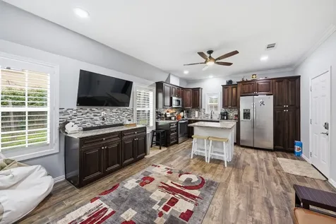 518 Columbus Road Sealy TX 77474