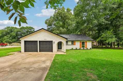 2703 N Colosseum Court New Caney TX 77357