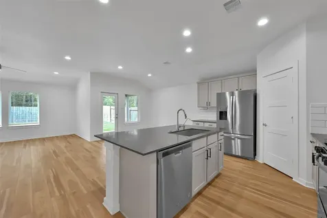 14213 Wonder Lake Lane Conroe TX 77384