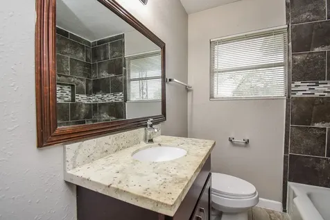 6223 Wayland Street Houston TX 77021