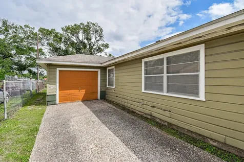 6223 Wayland Street Houston TX 77021