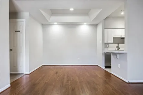 4041 Drake Street 113 Houston TX 77005