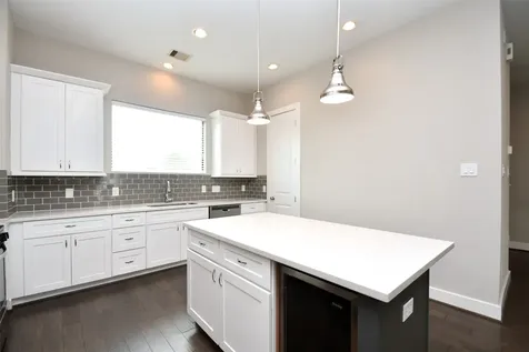 1146 Wycliffe Drive Houston TX 77043