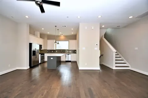 1146 Wycliffe Drive Houston TX 77043