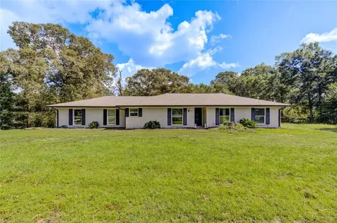 814 County Road 3141 E Cleveland TX 77327