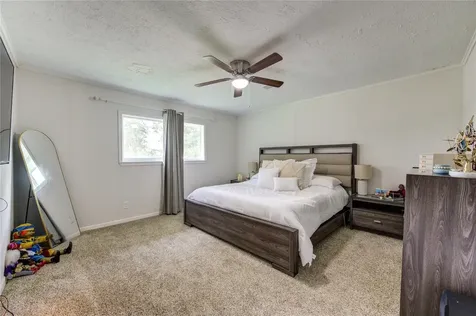 814 County Road 3141 E Cleveland TX 77327