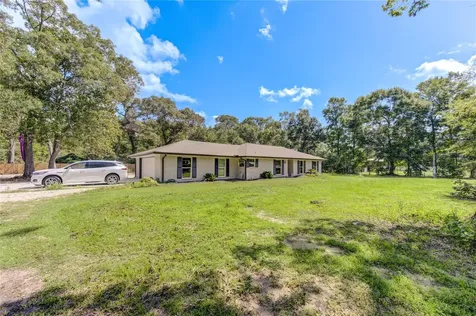 814 County Road 3141 E Cleveland TX 77327
