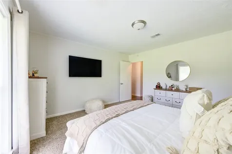 814 County Road 3141 E Cleveland TX 77327