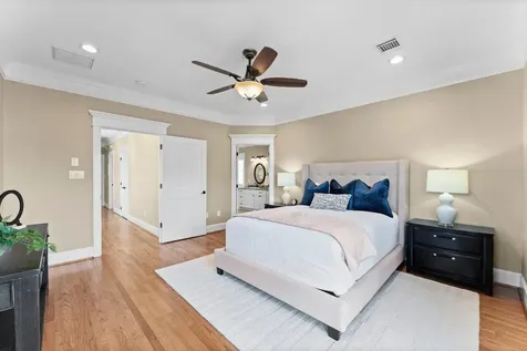 501 Cordell Street Houston TX 77009
