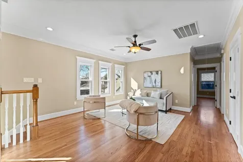 501 Cordell Street Houston TX 77009