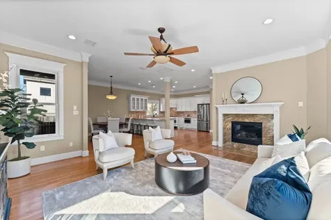 501 Cordell Street Houston TX 77009